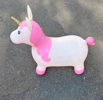 Hopsadlo koník - chodítko Minie - 2