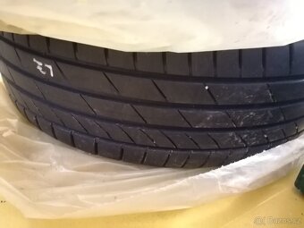 Kumho 205/60 R16 - 2