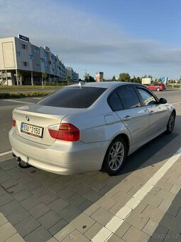 BMW 320i - E90 - 2