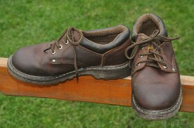 Kožené boty č. 39 - 2