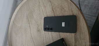 Samsung S24FE - 2