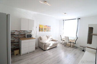 Milovice, pronájem bytu 2 + kk, 45 m2, okr. Nymburk - 2