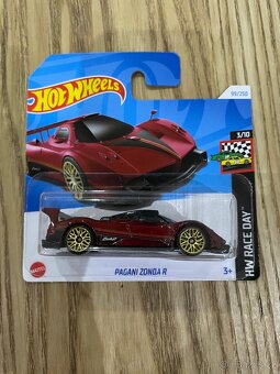 Hotwheels Pagani Zonda R - 2