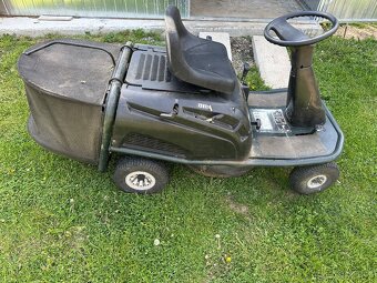 Zahradní traktůrek rider MTD BL 60 - 2
