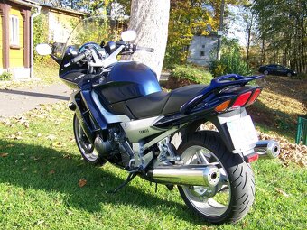 Yamaha FJR 1300 - 2