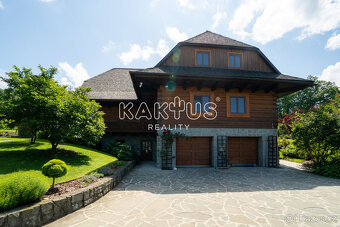 Prodej luxusní vily [462 m2] s rodinným domem pro hosty [100 - 2