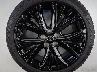 Toyota Yaris - Originání 17" alu kola - Zimní pneu - 2