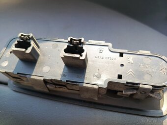 Prodám stahování okýnek Peugeot 807, Citroen C8 - 2