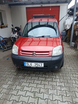 Citroen berlingo 1.6 hdi rok 2010 - 2
