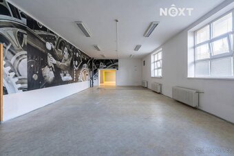 Prodej komerční Obchodní prostory, 370㎡ - 2