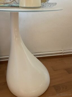 Designovy stolek - 2