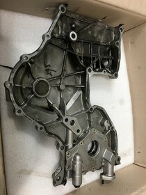 Kryt motoru, rozvodu, boční, prsa Hyundai Tucson 1.7D 213502 - 2