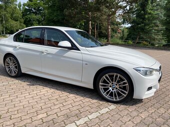 BMW F30 320b xDrive (2016) - 2