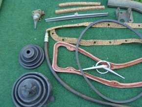 UAZ- 469 konvolut dílů - 2