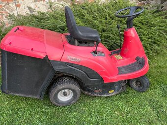Prodám zahradní sekací traktůrek Rider - 2