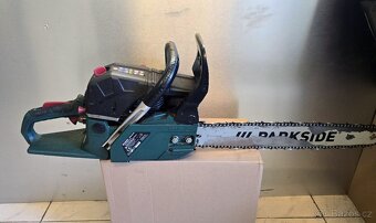 Benzínová pila parkside - 2