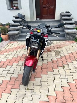 Honda cb125r - 2