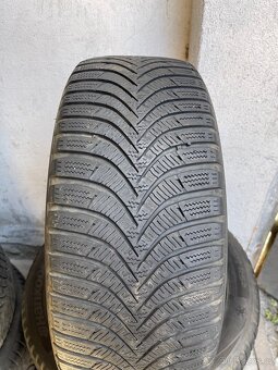 Zimní pneum 205/55/16 Hankook Icept RS2 - 2