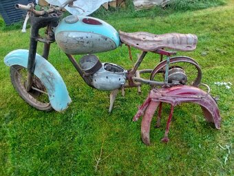 Jawa ČZ 150 kyvacka - 2