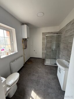 Nabízíme pokoje k pronájmu v RD - Mošnov - 2