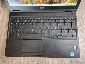 ▼DELL Latitude 5580 - 15,6" / i5-6300U / 8GB / SSD / ZÁR▼ - 2