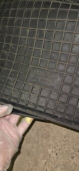 Koberec Ford Mondeo - 2