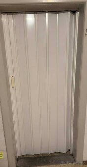 Shrnovací dveře - 2