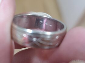 Pansky prsten z bileho zlata - 2