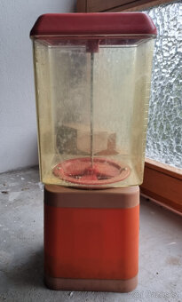Hobby automat na výdej krmiva - 2