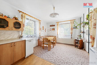 Prodej rodinného domu, 180 m², Merboltice, okr. Děčín - 2