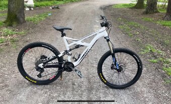 Kolo specialized enduro  comp celopero - 2