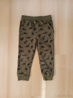 Dětské tepláky vel. 98 (3ks) - 2