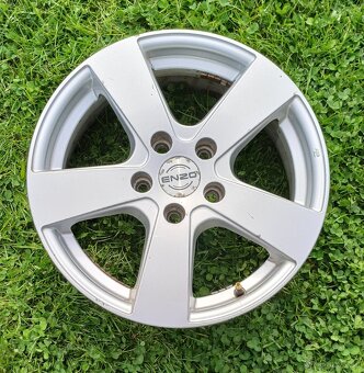 ALU DISKY Passat B7 5x112 6.5JX16 ET42 - 2