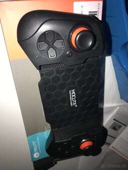 Bluetooth ovladač na telefon - 2