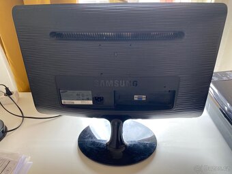 TV Samsung - 2