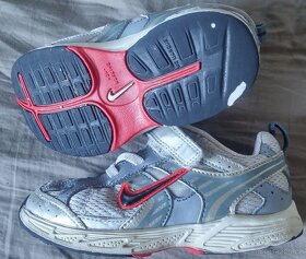 Nike vel. 26 - 2