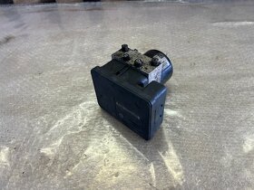 ŘÍDICÍ JEDNOTKA ABS 1J0614117E - 2
