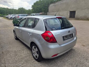 prodam dily na kia ceed 1.6 crdi 85kw 1generace rozprodam - 2