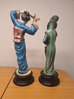 A. Giannelli alabastrová socha Geisha malovaná - 2