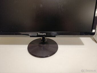 Prodám LCD IPS monitor Philips 22" - 2