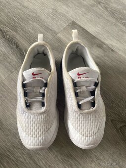 Nike AIR MAX MOTION 2 - 2