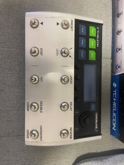 TC Helicon VoiceLive 3 - 2
