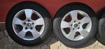 Originál alu ŠKODA O2 5x112 195/65 R15 - 7mm - 2