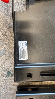 Otočná konzole pro přední sedačky do VW T5/T6/T6.1 - 2