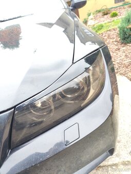 BMW e90 přední světla - 2