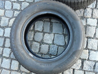 ZIMNÍ PNEU PIRELLI 215/65R17 - 2