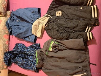 Balík dětského oblečení pro kluka, vel. 116-128,  32 ks - 2