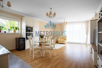 Prodej bytu 2+kk, 63 m², terasa, zahrádka, sklep, garáž – Pý - 2