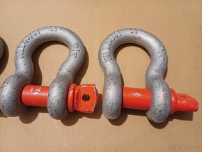 Prodám nové spojovací třmeny - 2