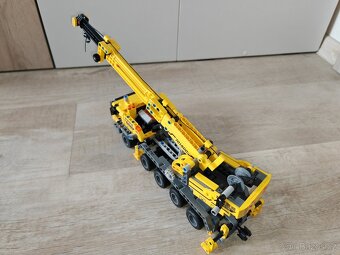 Stavebnice Jeřáb - obdoba Lego Technic - 2